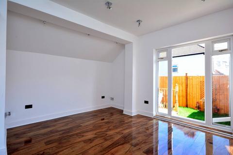 1 bedroom maisonette for sale, Lincoln Road, South Norwood, London, SE25