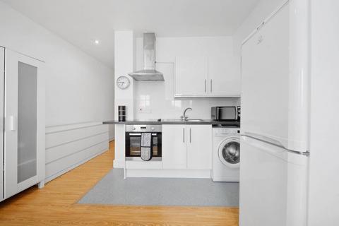 Studio to rent, 75a Burdett Road, London E3