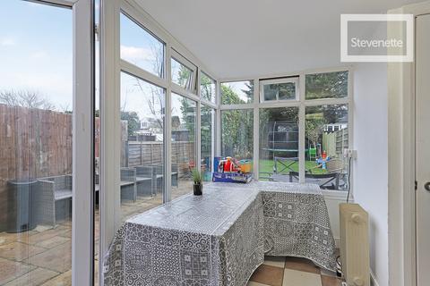 70 High Road, North Weald, Epping, CM16 6BY