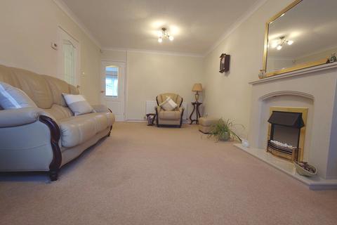 7 Arran Drive, Packmoor, Stoke-on-trent, ST7 4UD