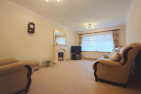 7 Arran Drive, Packmoor, Stoke-on-trent, ST7 4UD