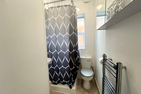 1 bedroom apartment to rent, Milton Road
