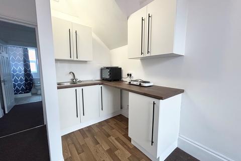 1 bedroom apartment to rent, Milton Road