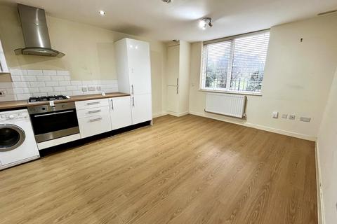 1 bedroom apartment for sale, Staines Road, Feltham