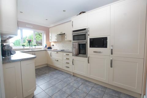 4 bedroom detached house for sale, Heaton Way, Tiptree