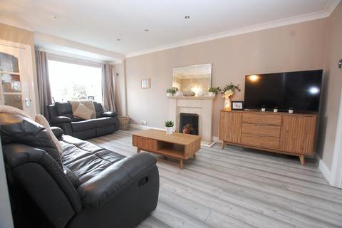 6 Heaton Way, Tiptree, Colchester, CO5 0DZ