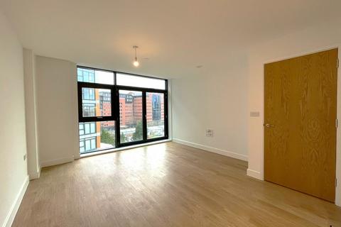 1 bedroom apartment to rent, Furness Quay, Salford, M50 3DE