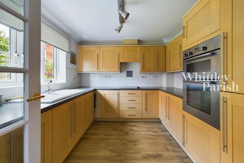 3 bedroom terraced house to rent, Oswald Mews, Botesdale