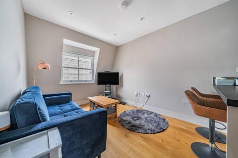 1 bedroom flat to rent, Fulham Road, Chelsea, London, SW10