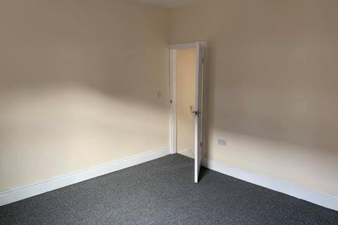 2 bedroom house to rent, Crookes Street, Barnsley