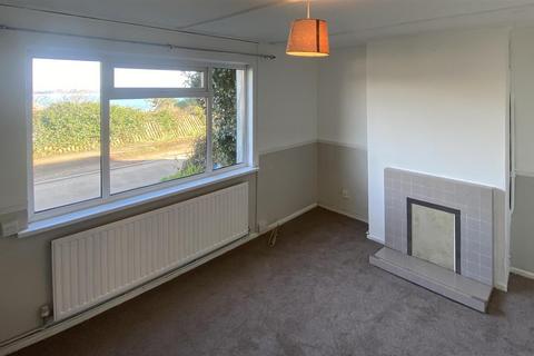 2 bedroom flat to rent, Chywoone Avenue, Newlyn TR18