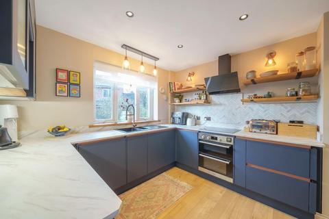 3 Foxcroft Road, Leeds, LS6 3NJ