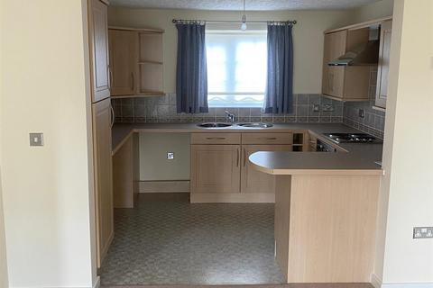 2 bedroom flat to rent, Pennine View Close, Carlisle CA1