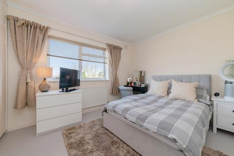 undefined, Willesden Lane, London NW6