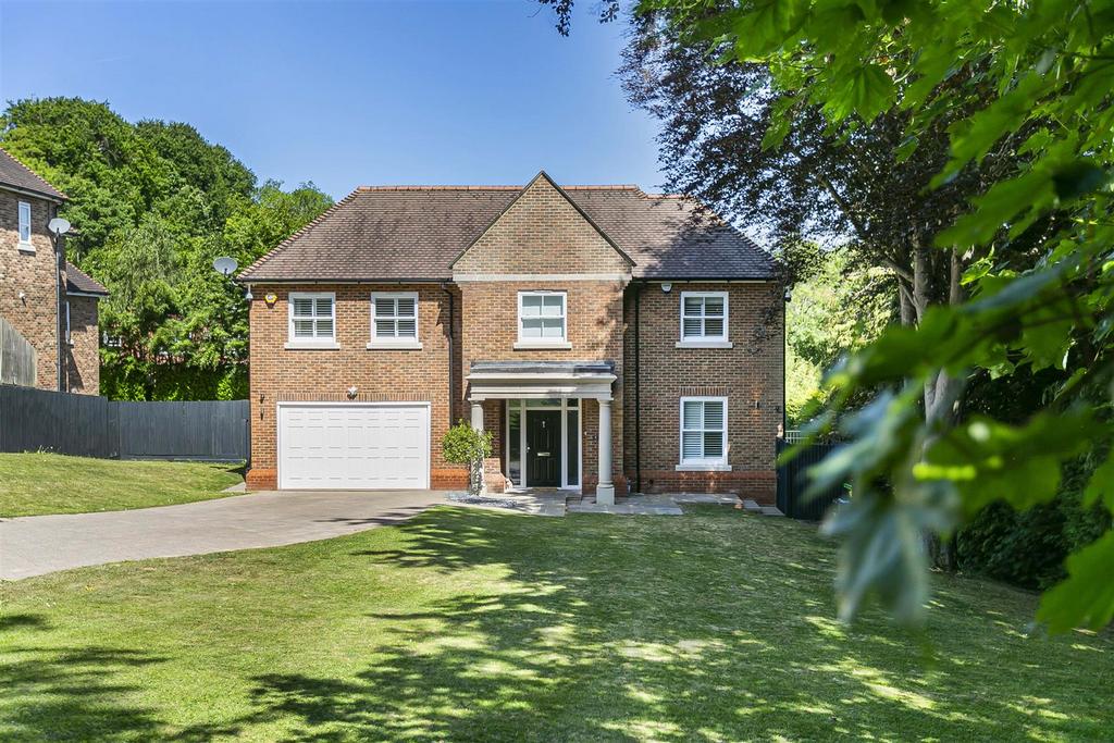 1 High Oaks - Photo Chop. .jpg