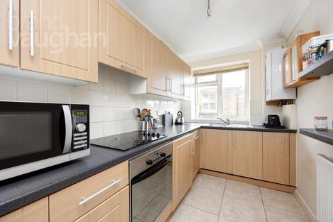 2 bedroom flat for sale, Wilbury Crescent, Hove, East Sussex, BN3