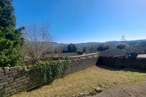 114 Bay View Gardens, Skewen, Neath, SA10 6NF