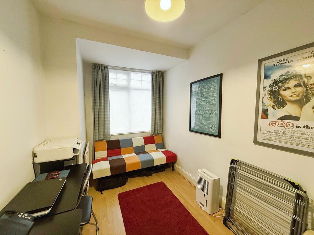 Fourth bedroom