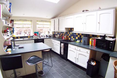 21 Bennett Road, Leeds, LS6 3HN