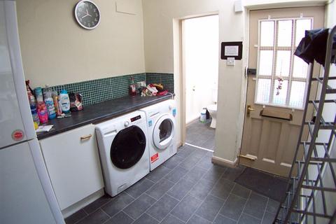 21 Bennett Road, Leeds, LS6 3HN