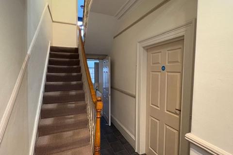 21 Bennett Road, Leeds, LS6 3HN