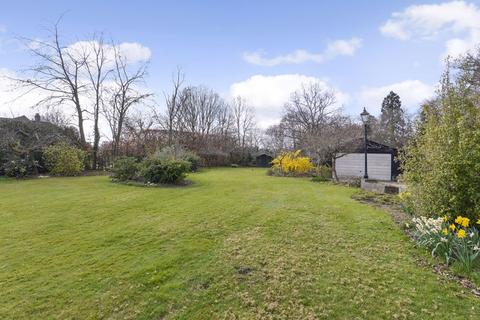 4 bedroom property with land for sale, Plot with planning permission, Amlets Lane, Cranleigh