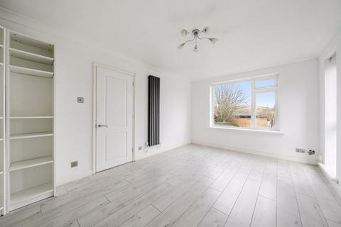 19 Holmbury Manor, Sidcup, DA14 6DF