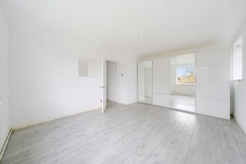 19 Holmbury Manor, Sidcup, DA14 6DF