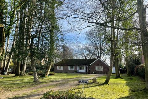 3 bedroom detached bungalow for sale, Livermere Road, Great Barton