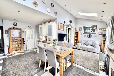 71 Eachelhurst Road, Birmingham, B24 0QA
