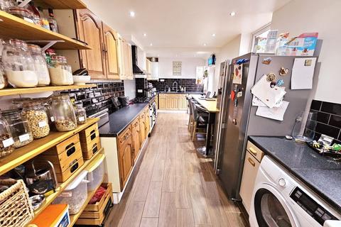 307 George Road, Erdington, Birmingham, B23 7RY