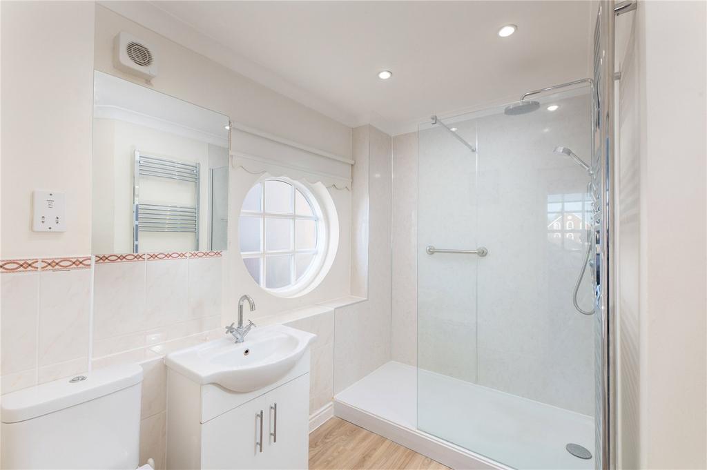 En suite Shower Room