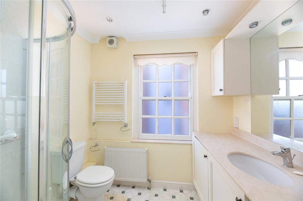 Family Shower Room