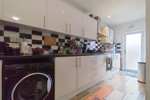 70 Wakefield Street, London, N18 2AQ