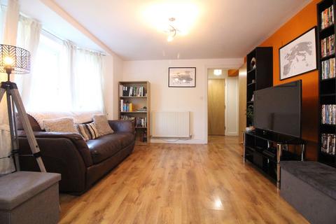 34 Crownoakes Drive, Wordsley, Stourbridge, DY8 5SQ