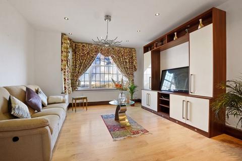 4 bedroom semi-detached house for sale, Durham Road, Harrow