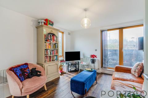 1 bedroom flat to rent, Felstead Street, E9