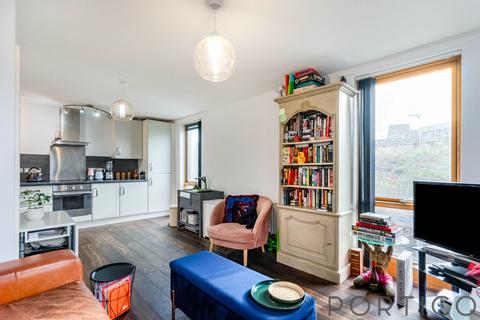 1 bedroom flat to rent, Felstead Street, E9