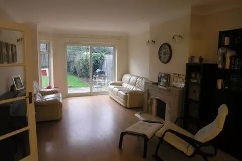 3 bedroom semi-detached house for sale - View 3