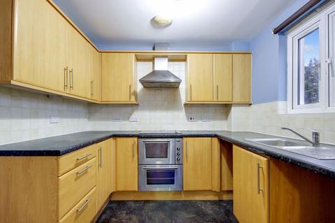 2 bedroom flat for sale, Cornell Court, Enstone Road, Enfield