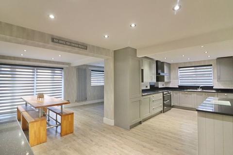 4 bedroom detached house for sale, Sutherland Street, Manchester M30