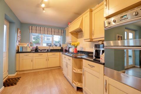 1 Aldam Drive, Belton, Doncaster, DN9 1FG