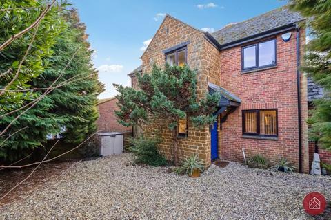 4 bedroom detached house for sale, Hopcraft Lane, Banbury OX15