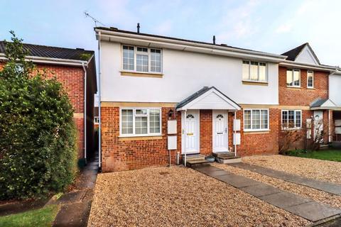 2 bedroom terraced house to rent, Cricklade Court, Nailsea