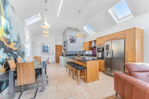St Ives, 57 Meadowfoot Road, West Kilbride, KA23 9BY
