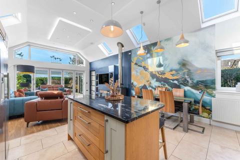 St Ives, 57 Meadowfoot Road, West Kilbride, KA23 9BY
