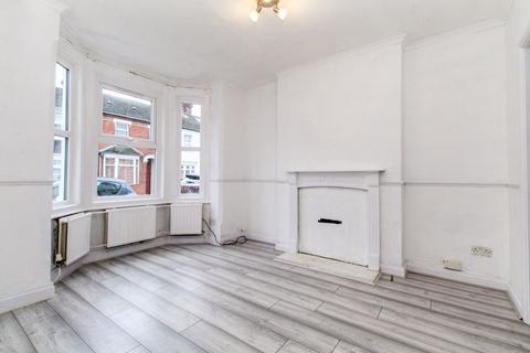 3 bedroom terraced house for sale, Honey Hill Road, Bedford MK40