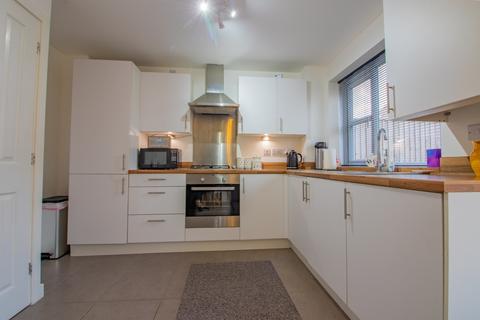 3 bedroom semi-detached house for sale, Autumn Way, Beeston, Nottingham, Nottinghamshire, NG9