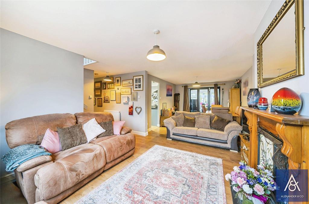 Living/Dining Room