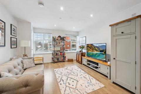 2 bedroom apartment for sale, Kingston Road, Wimbledon Chase, London, SW20 8LX